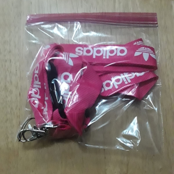 2 Adidas Bundle A logo Lanyards - Picture 4 of 15